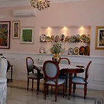 Il Giardino Delle Jacaranda 4*