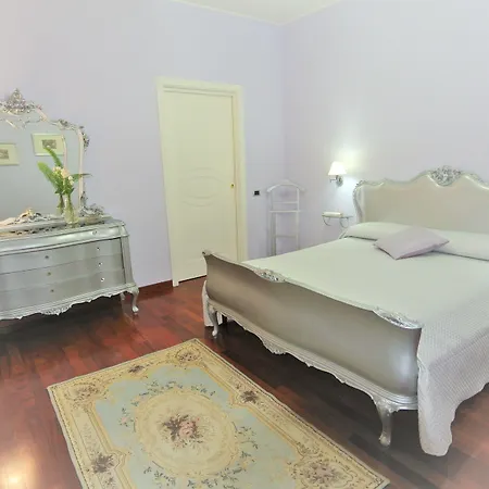 Il Giardino Delle Jacaranda 4*