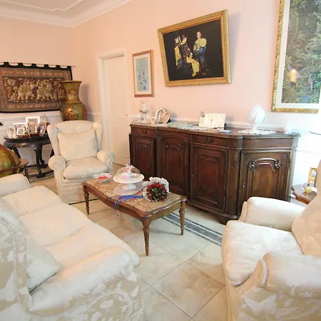 Il Giardino Delle Jacaranda 4*