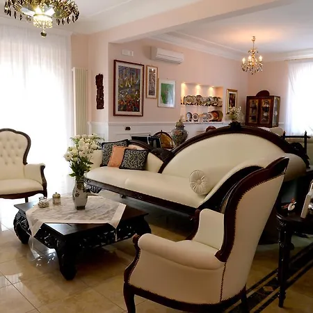 Il Giardino Delle Jacaranda Bed and breakfast 3*