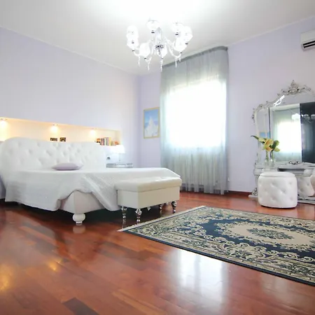 Couette-café Il Giardino Delle Jacaranda Talsano