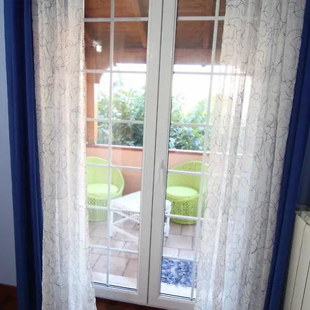 Il Giardino Delle Jacaranda Couette-café 4*