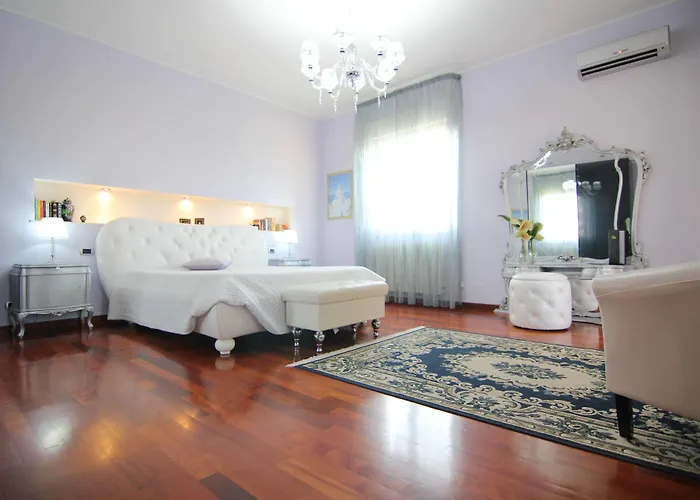 Il Giardino Delle Jacaranda Bed & Breakfast 4*