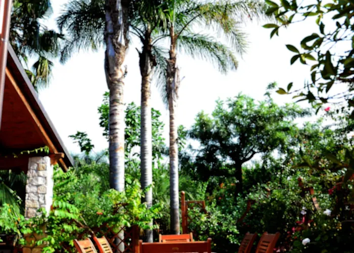 Bed & Breakfast Il Giardino Delle Jacaranda 4*