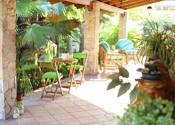 Il Giardino Delle Jacaranda Frühstückspension 4*